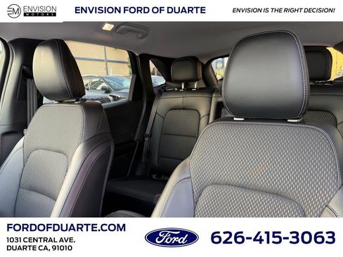 New 2025 Ford Escape SE image 14