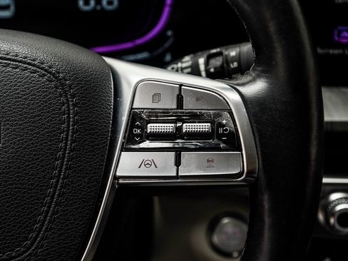 Used 2024 Kia Telluride EX w/ EX Captain's Chair Package image 26