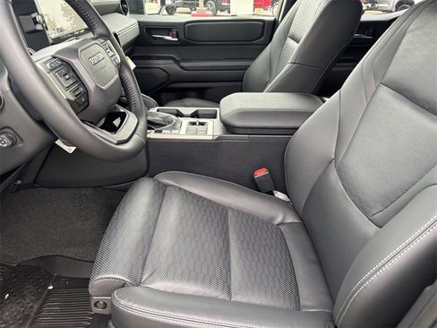 Used 2026 Toyota Land Cruiser image 23