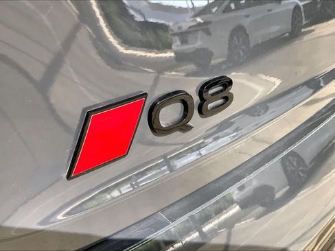 Used 2024 Audi Q8 e-tron Premium Plus w/ Premium Plus Package AWD/4WD image 29