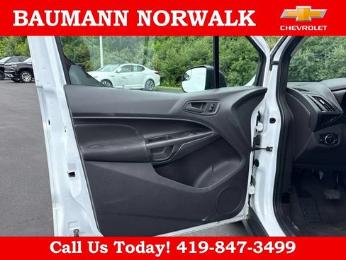Used 2015 Ford Transit Connect XL FWD image 18