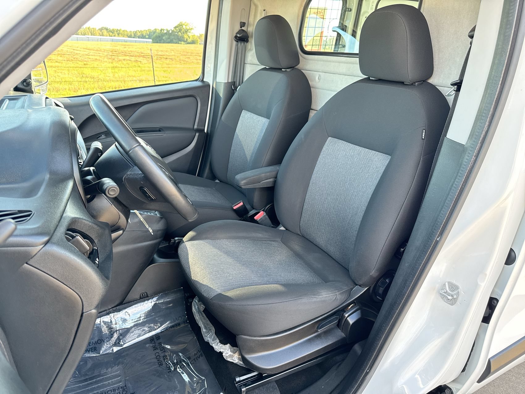 Used 2022 RAM ProMaster City Tradesman FWD image 11