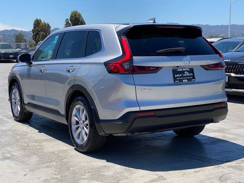 Used 2023 Honda CR-V EX-L image 6