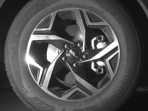 Used 2025 Kia Sportage LX image 13