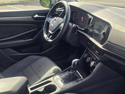 Used 2021 Volkswagen Jetta SEL FWD image 18