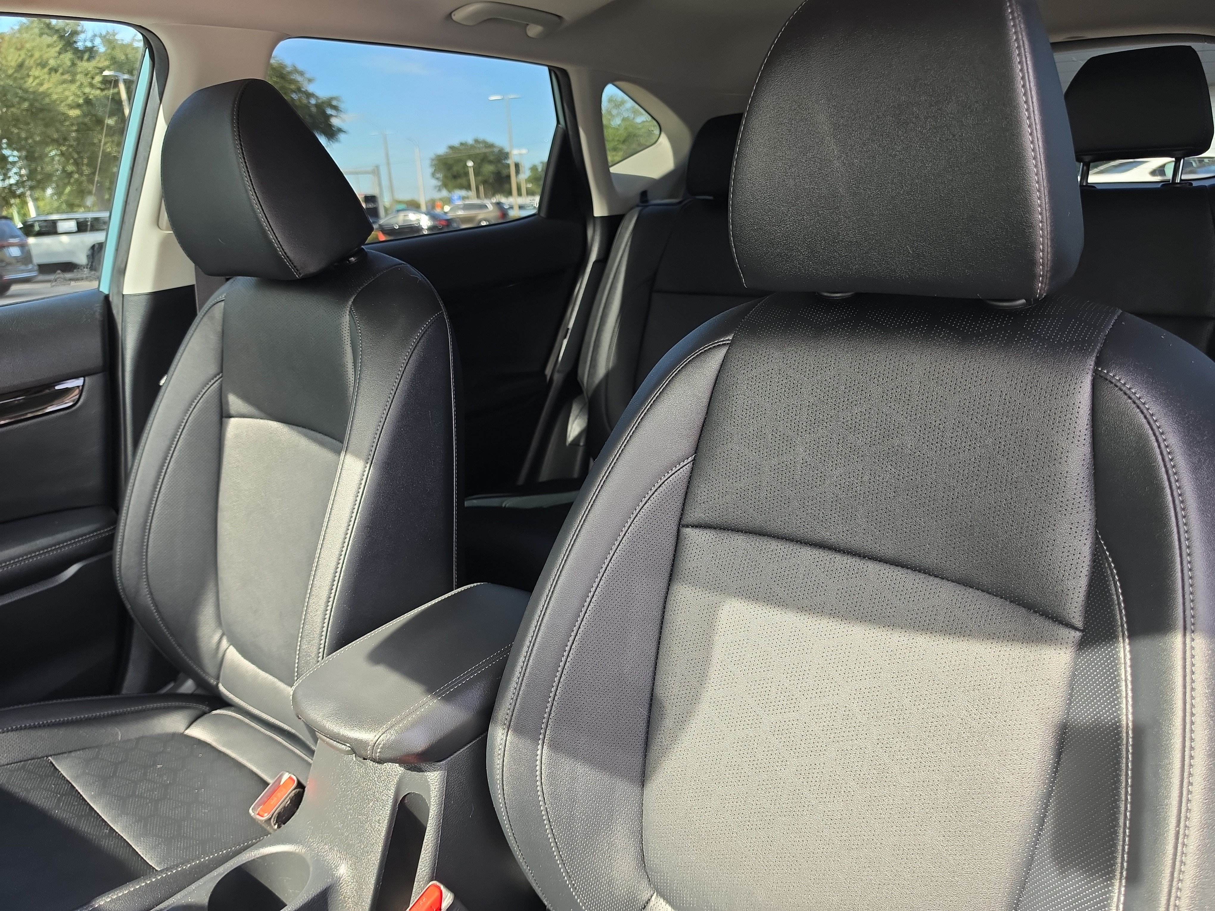 Certified 2024 Kia Seltos EX AWD/4WD image 21