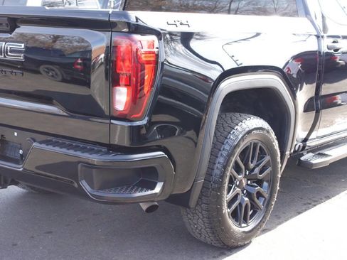 Used 2023 GMC Sierra 1500 Pro w/ Graphite Edition image 10