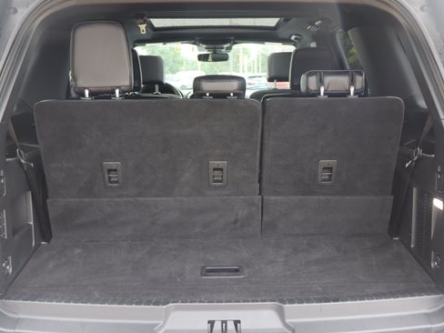 Used 2021 Ford Expedition XLT AWD/4WD image 32