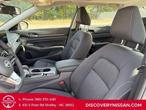 New 2025 Nissan Altima 2.5 SV w/ SV Premium Package image 13