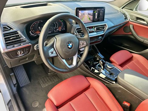 Used 2024 BMW X3 sDrive30i w/ Premium Package image 9