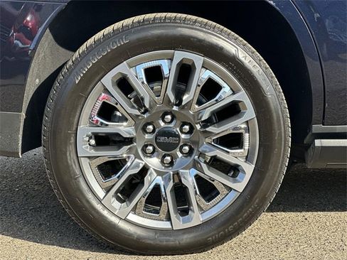 Used 2024 GMC Yukon Denali Ultimate image 33