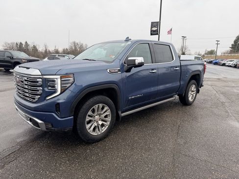 Used 2025 GMC Sierra 1500 Denali w/ Technology Package image 3