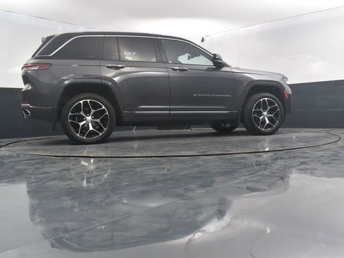 Used 2022 Jeep Grand Cherokee Summit image 48