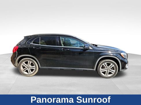 Used 2018 Mercedes-Benz GLA 250 4MATIC image 4