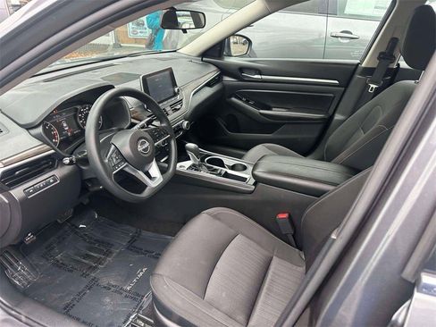 Certified 2023 Nissan Altima 2.5 SV image 14