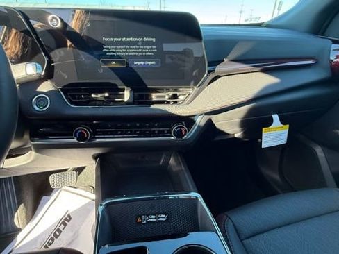 New 2026 Chevrolet Equinox RS image 22