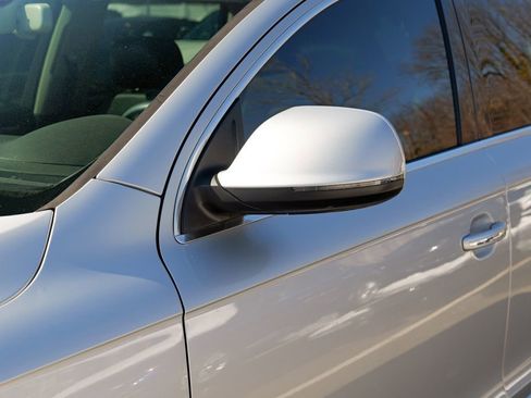 Used 2015 Audi Q7 3.0T Premium Plus w/ Premium Plus Package image 11