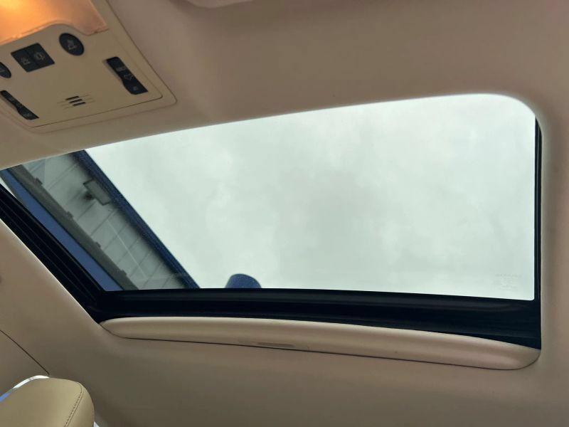 Used 2013 Lexus ES 350 w/ Premium Pkg FWD image 26