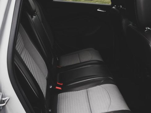 Used 2017 Ford Escape Titanium image 29