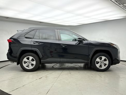 Used 2019 Toyota RAV4 XLE w/ Convenience Package AWD/4WD image 6