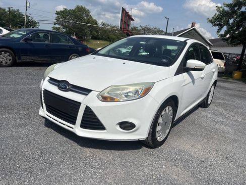 Used 2014 Ford Focus SE FWD image 1
