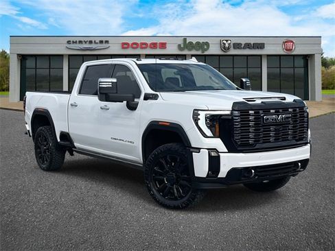 Used 2025 GMC Sierra 3500 Denali Ultimate image 2