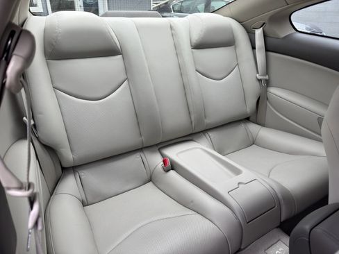 Used 2012 INFINITI G37 x Coupe w/ Premium Pkg image 12