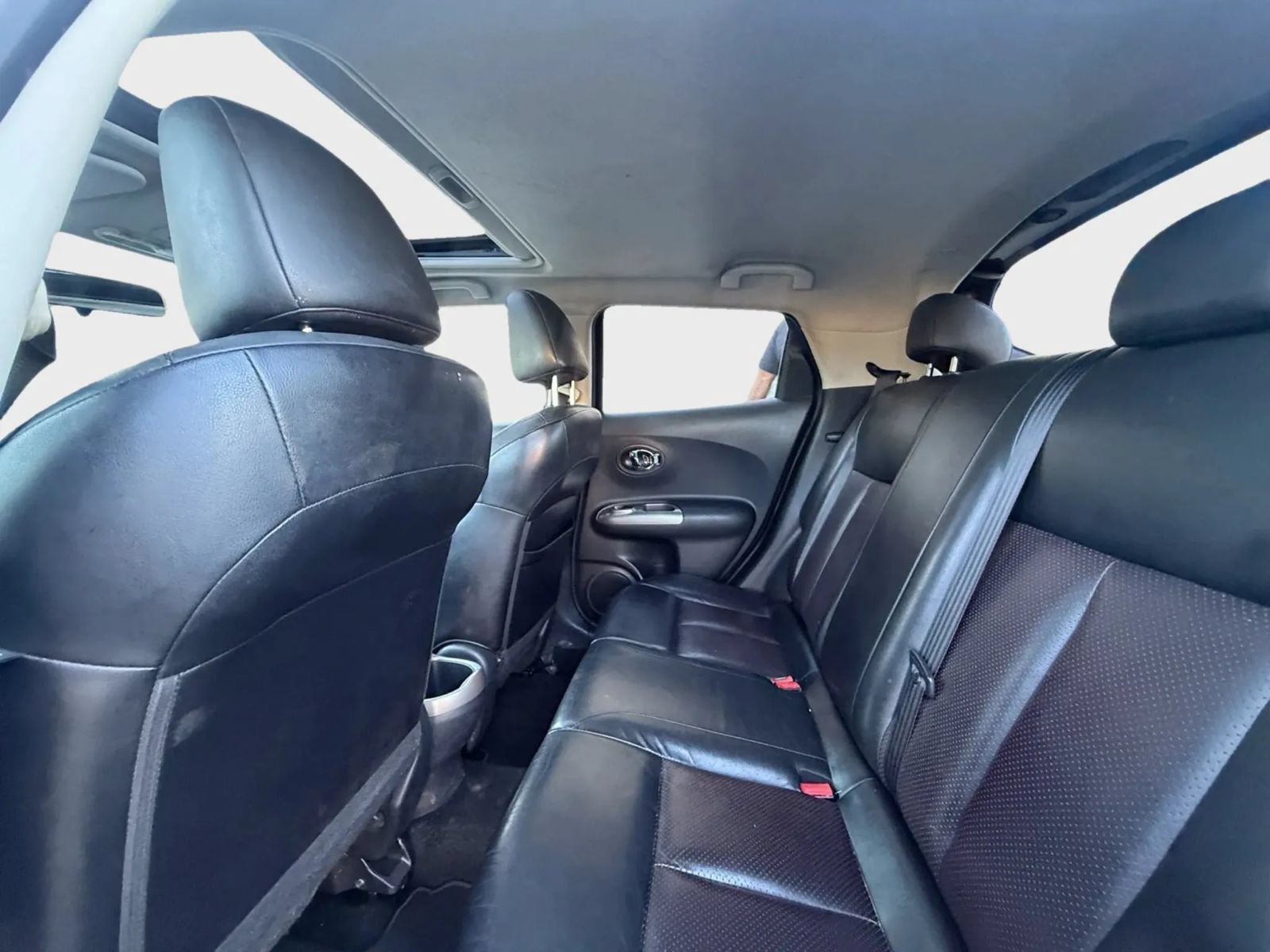 Used 2011 Nissan Juke SL FWD image 10