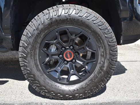 Certified 2025 Toyota Tacoma TRD Pro AWD/4WD image 28