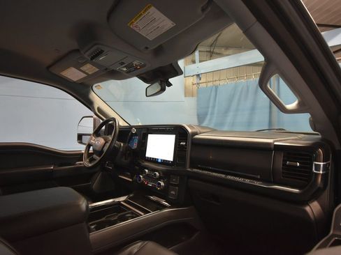 Used 2023 Ford F250 Lariat w/ Tremor Off-Road Package image 28