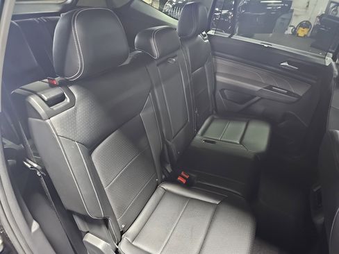 Used 2022 Volkswagen Atlas SE AWD/4WD image 12