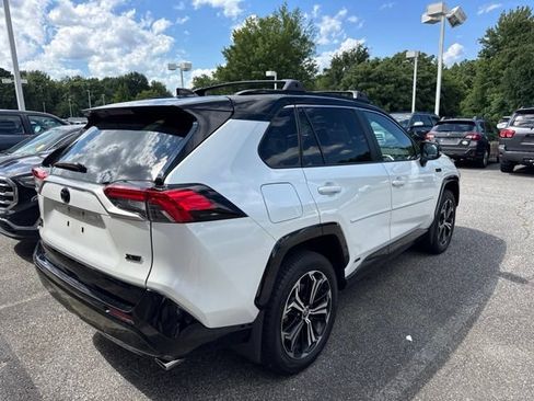 Used 2023 Toyota RAV4 XSE w/ Weather Package AWD/4WD image 5