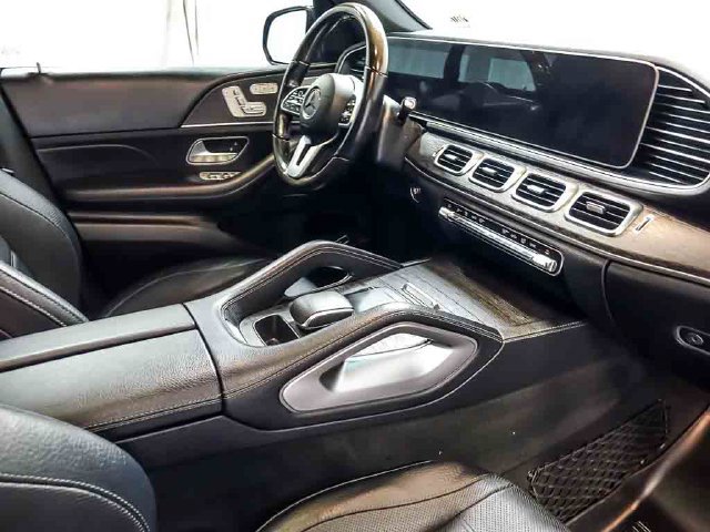 Used 2021 Mercedes-Benz GLE 450 4MATIC w/ AMG Line Exterior image 35