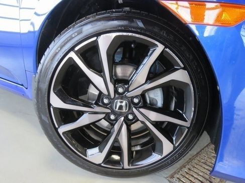 Used 2020 Honda Civic Sport image 12
