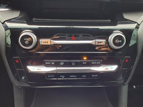 Used 2022 Ford Explorer ST image 19