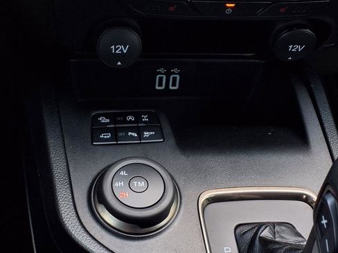 Certified 2023 Ford Ranger Lariat w/ Tremor Off-Road Package image 17