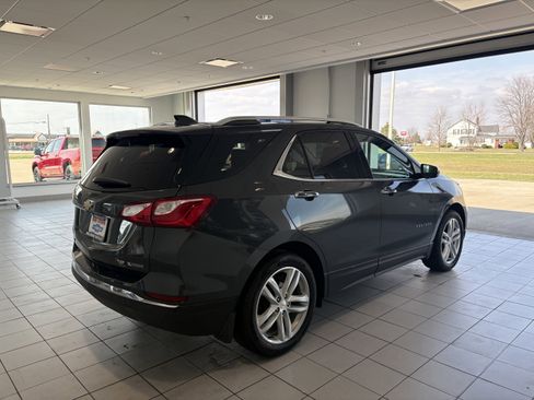 Used 2018 Chevrolet Equinox Premier image 6