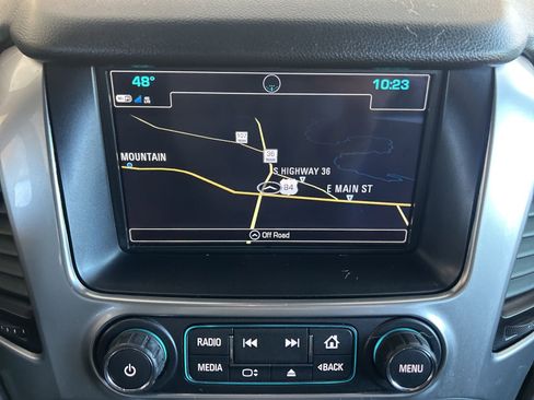 Used 2019 Chevrolet Suburban Premier image 18