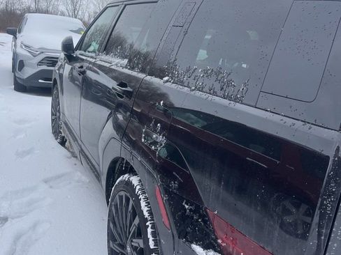 Used 2025 Hyundai Santa Fe Calligraphy image 6