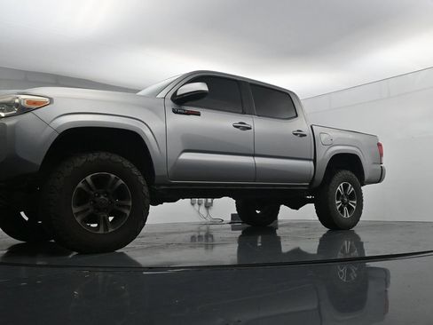 Used 2019 Toyota Tacoma SR w/ SR Convenience Package RWD image 20