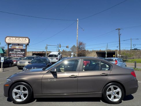 Used 2015 BMW 328i xDrive Sedan w/ Premium Package AWD/4WD image 3