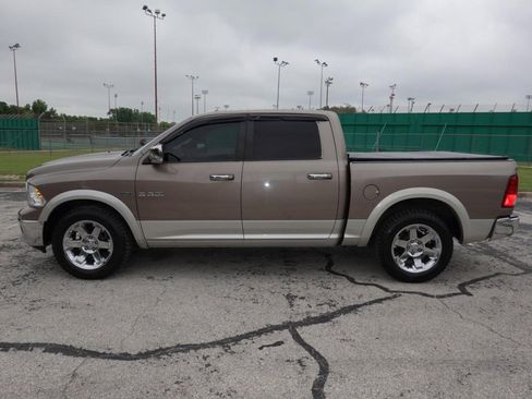 Used 2009 Dodge Ram 1500 Truck Laramie RWD image 4