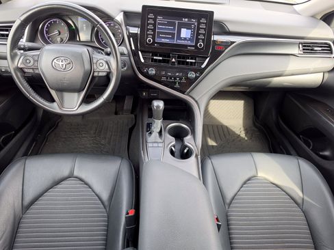 Used 2024 Toyota Camry SE w/ Convenience Package FWD image 9