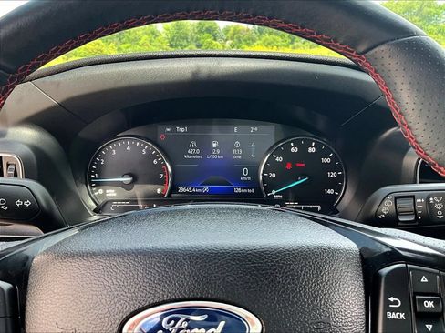 Used 2024 Ford Explorer ST-Line w/ Class IV Trailer Tow Package AWD/4WD image 15