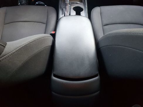 Used 2021 Chevrolet Malibu RS image 31