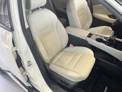 Used 2023 Nissan Rogue SL FWD image 55