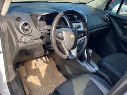 Used 2016 Chevrolet Trax LT w/ LT Convenience Package image 4