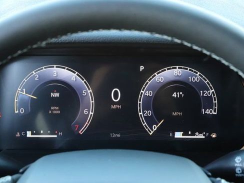 New 2025 Jeep Grand Cherokee L Altitude image 24