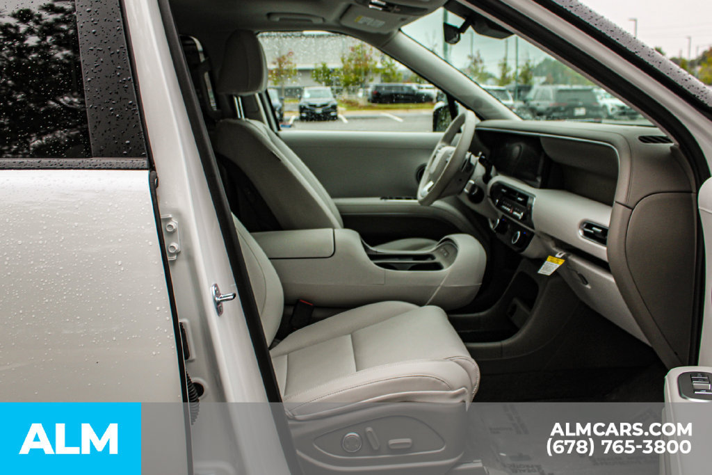 Used 2026 Hyundai Palisade SEL AWD/4WD image 16
