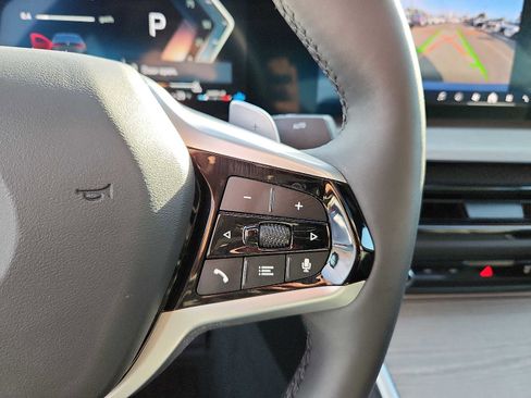 Used 2025 BMW 330i xDrive Sedan w/ Convenience Package image 20